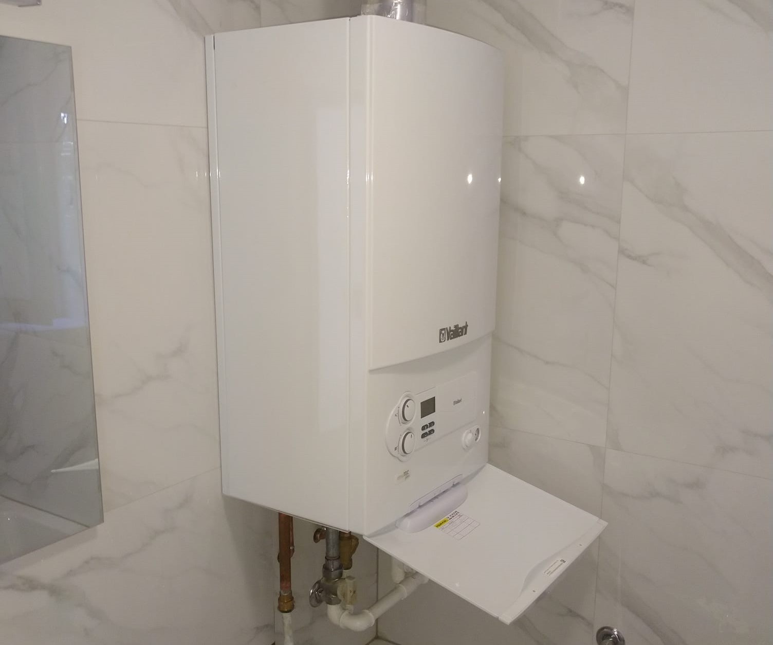 Contact illustration